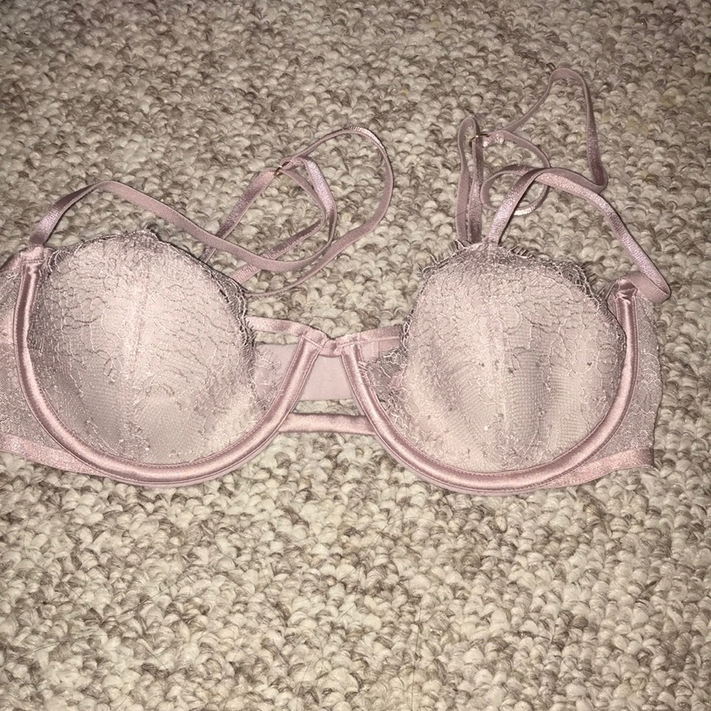 Victoria’s Secret balconet